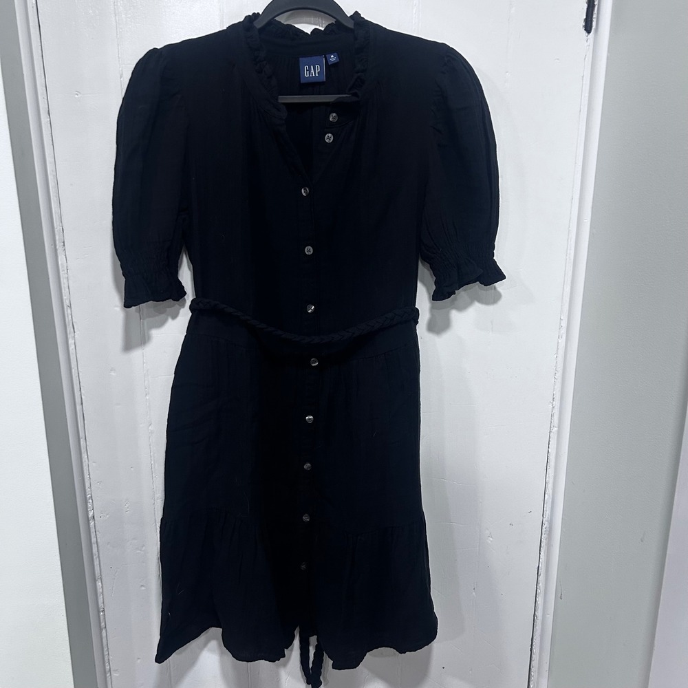 Gap Womens SS Belted Gauze Dress Black Cotton Tiered Ruffle Neck M 880266-03